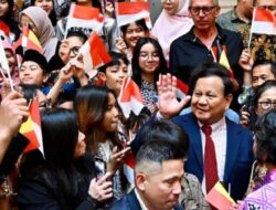 Prabowo Disambut Haru Diaspora Indonesia di Brussel