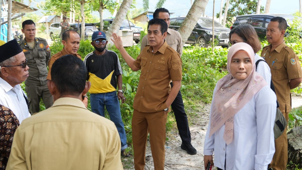 Bupati Parigi Moutong Erwin Burase tegaskan komitmen berantas illegal fishing di Teluk Tomini