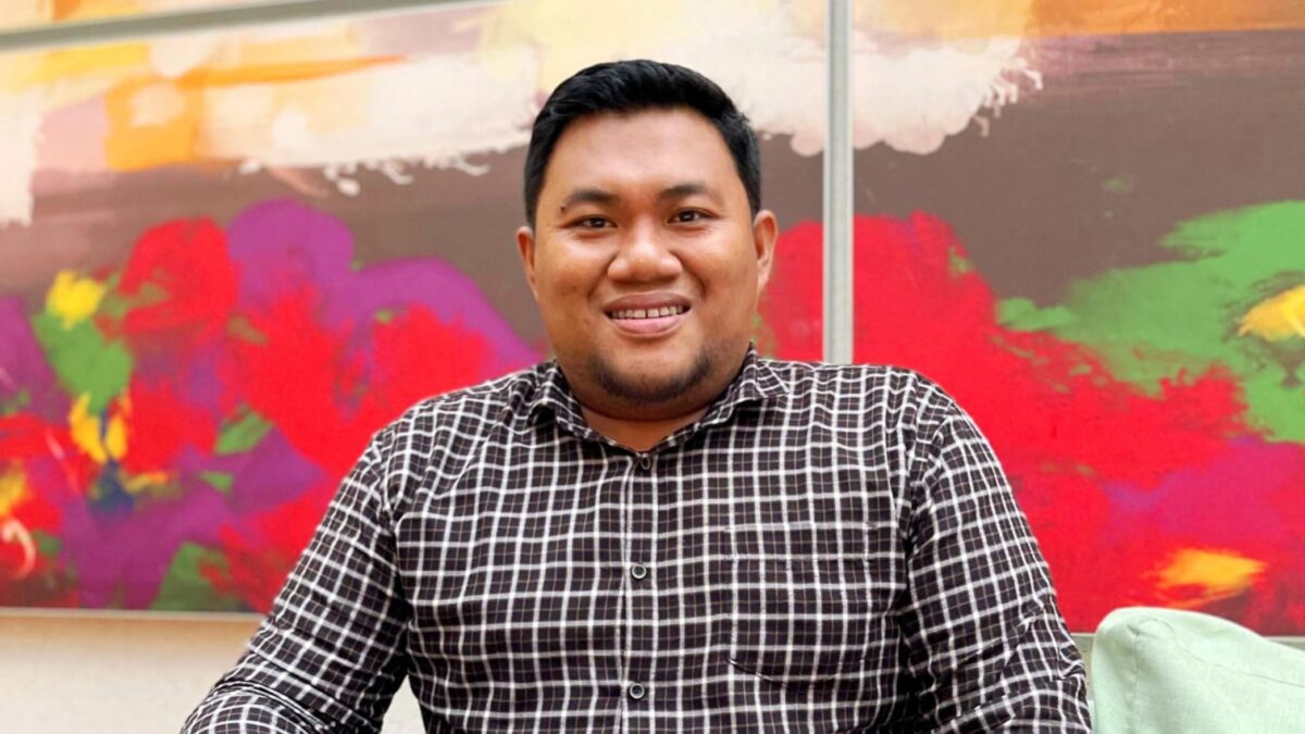 Fadli Aziz tokoh pemuda Parigi berbicara tentang kebijakan Erwin Burase memperjuangkan PPPK.