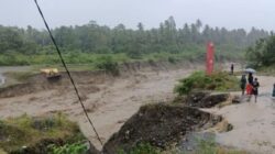 Banjir Donggala, Jembatan penghubung di Tanantovea Donggala terputus akibat banjir dan luapan sungai.