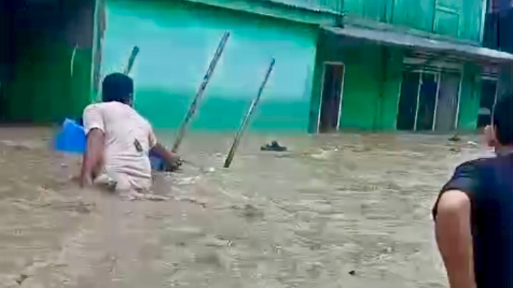 Suasana banjir Wani Donggala Sulawesi Tengah