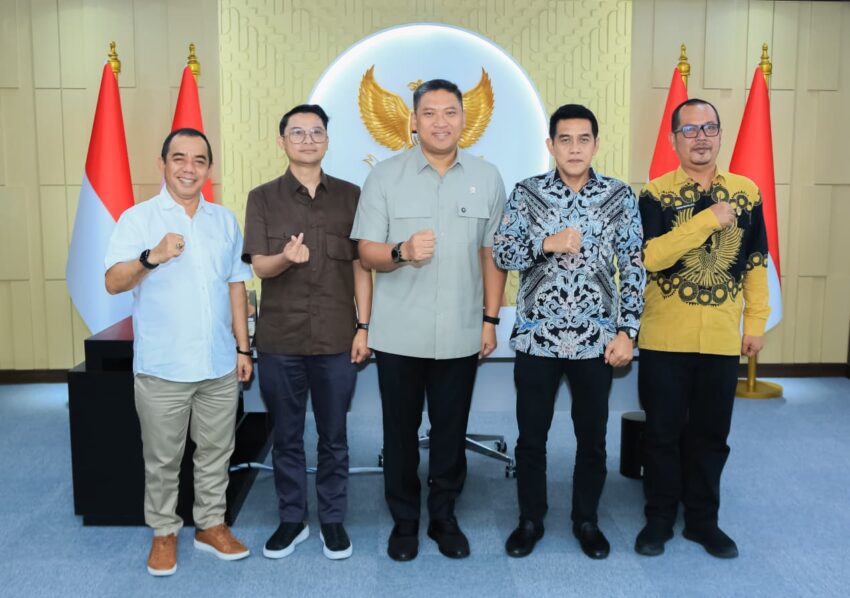 Bupati Parigi Moutong Erwin Burase melakukan audiensi dengan Wakil Menteri Pertanian Sudaryono di Jakarta.